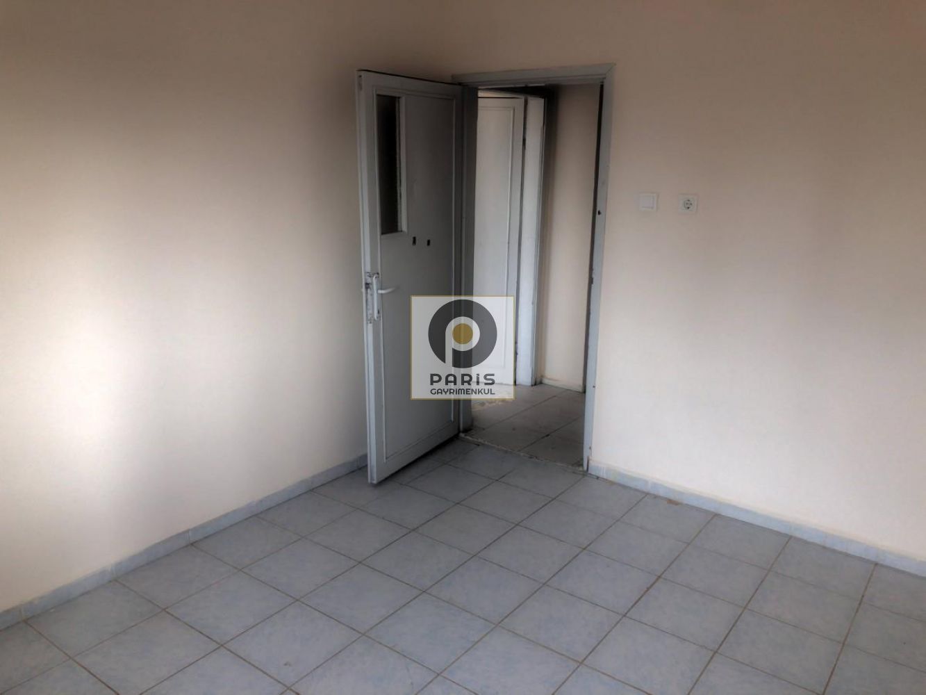 Kiralık Konut Apartman Dairesi Paris Gayrimenkul den Bağlar da Kiralık