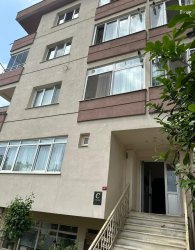 BİR GAYRİMENKUL`DEN FATİH SİTESİNDE KREDİYE UYGUN ARAKAT 2+1