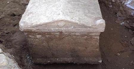 Denizli`de 2000 yıllık tarihi anıt mezar ortaya çıktı