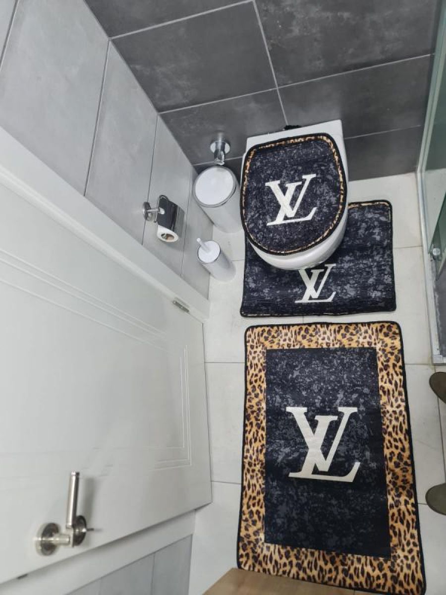 www.realtygalaxy.com REALTY GALAXY