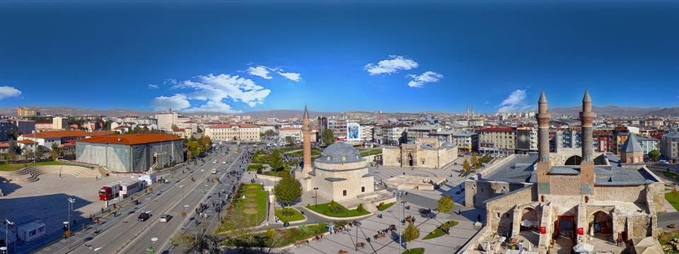 www.sivasdamlaemlak.com SİVAS DAMLA EMLAK
